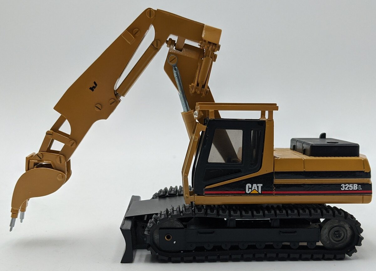 Sword Models 1:50 Diecast Custom Caterpillar 325BL Tunnel Excavator NEW