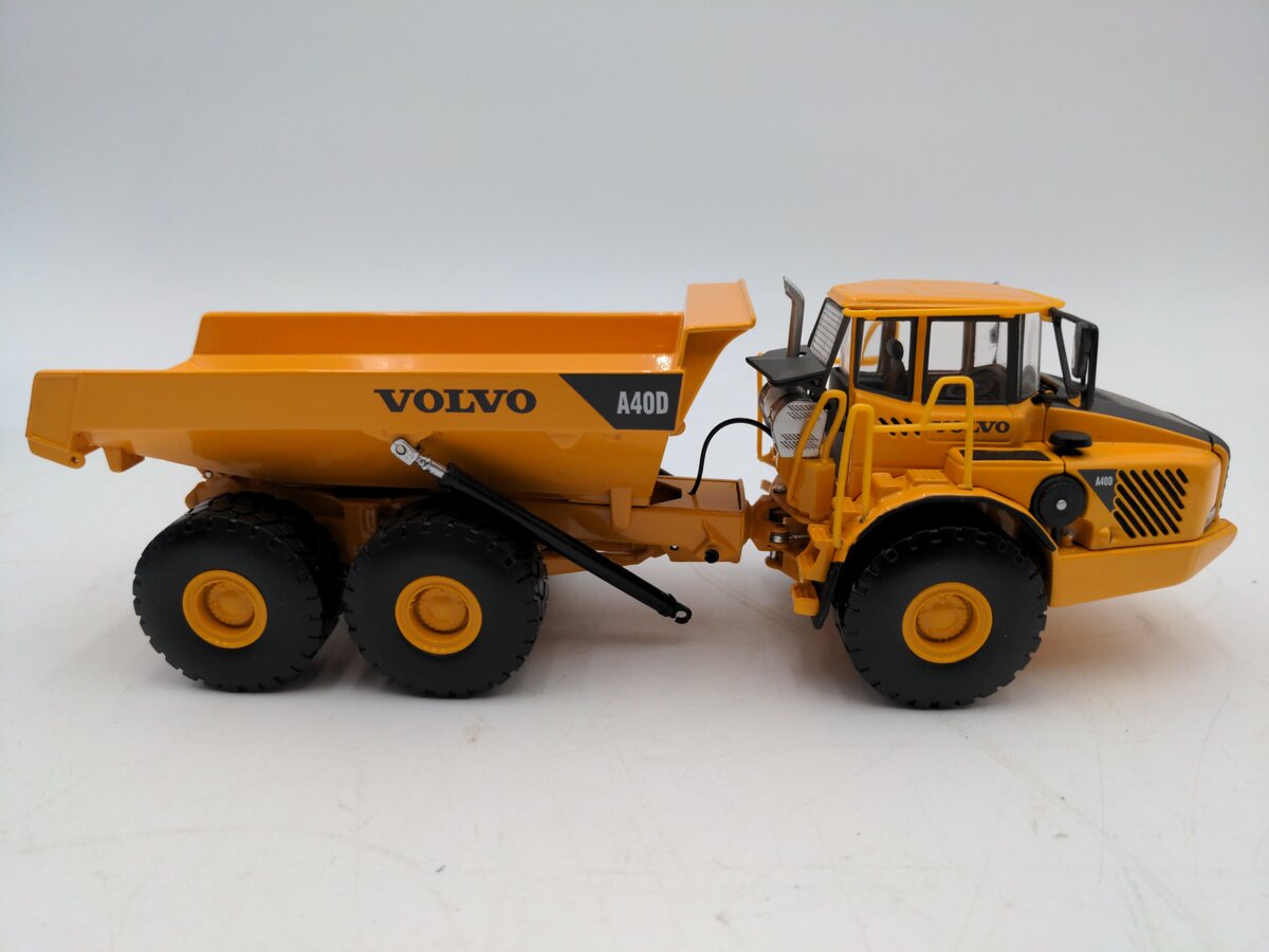 Herpa 6507 HO Volvo A40D Articulated Hauler Dump Truck  VG/Box