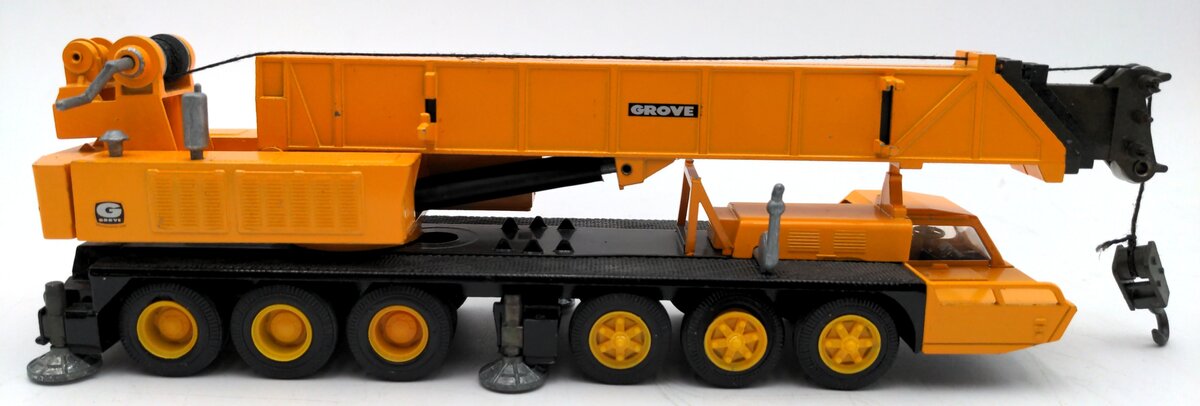 NZG 136 1:50 Scale Diecast Grove TM800 6 Axle Mobile Crane EX/Box