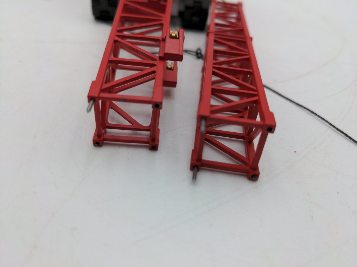 NZG 440/1 Red Die-Cast O&K Crawler Crane with Dragline VG/Box