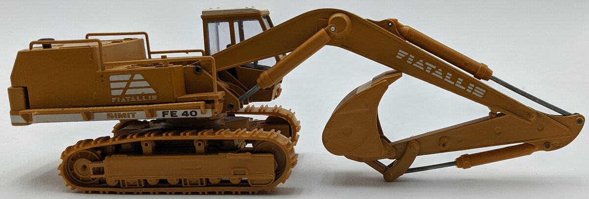 Old Cars 1:50 Scale Die-Cast Fiat-Allis FE40 Excavator