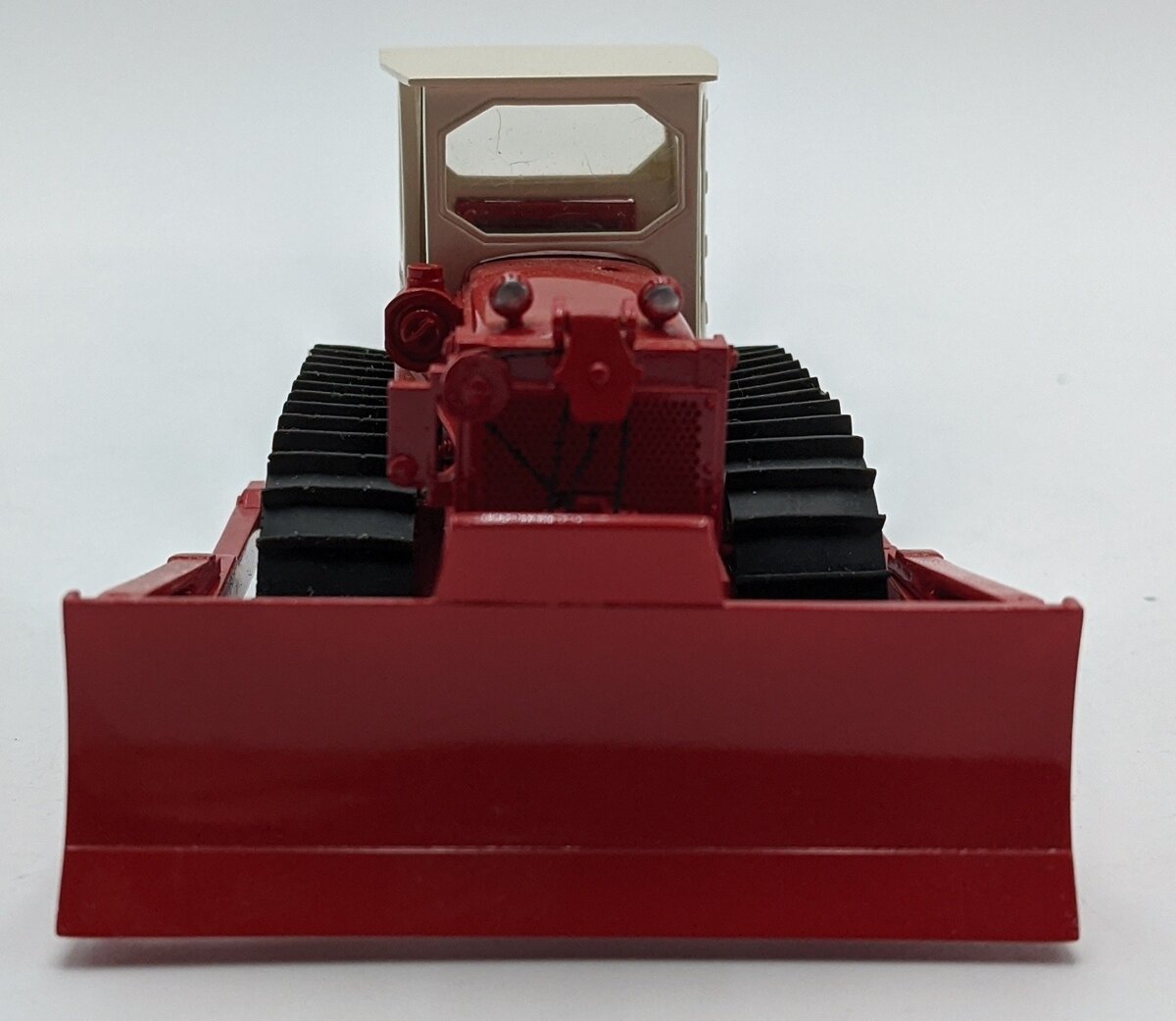 ATM N56 1:25  International TD 18 Crawler Dozer Red W/White Cab NIB