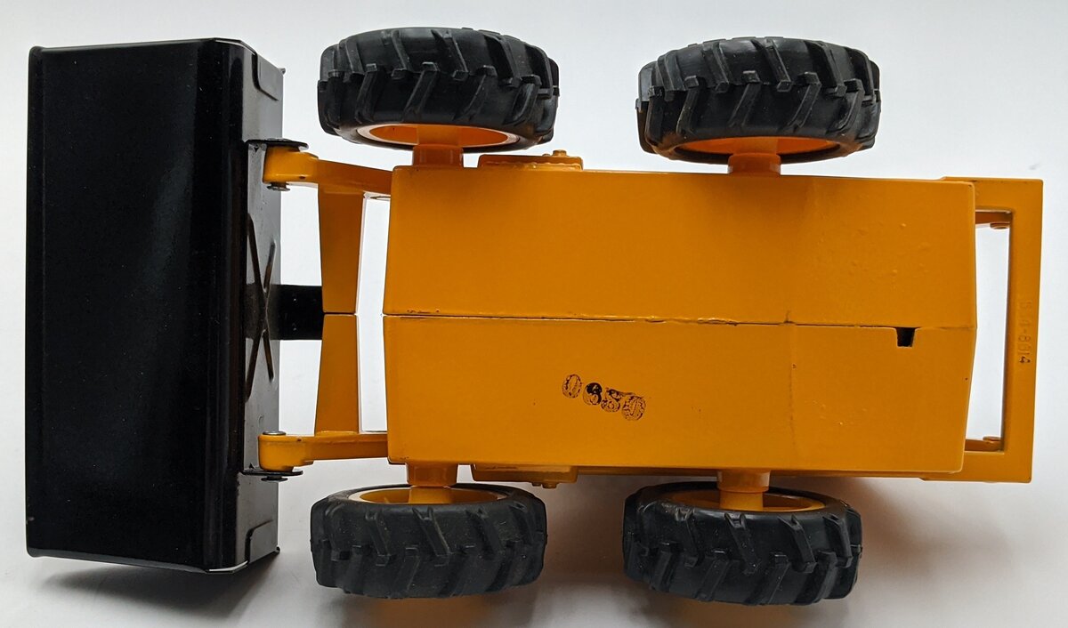 Ertl 571 1:16 John Deere Wheel Loader NIB