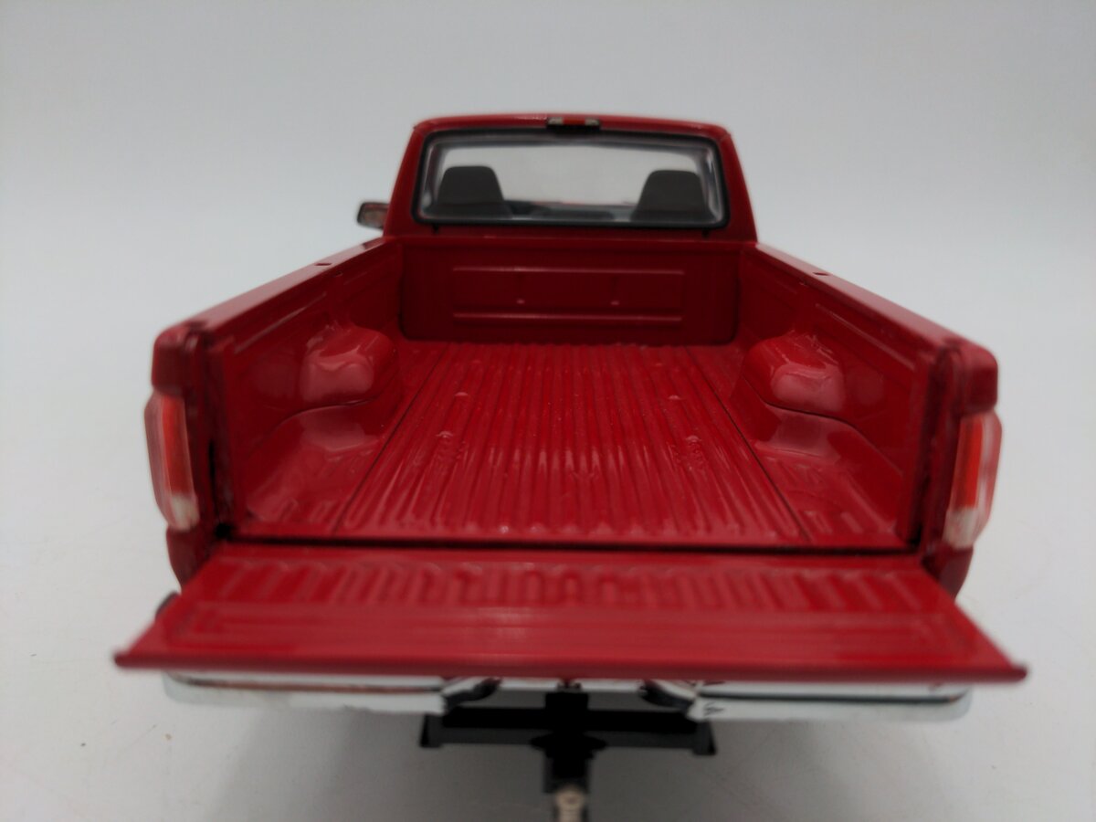 Franklin Mint B11VA79 1:24 Ford 96' F-150 Pick Up Truck Red VG/Box
