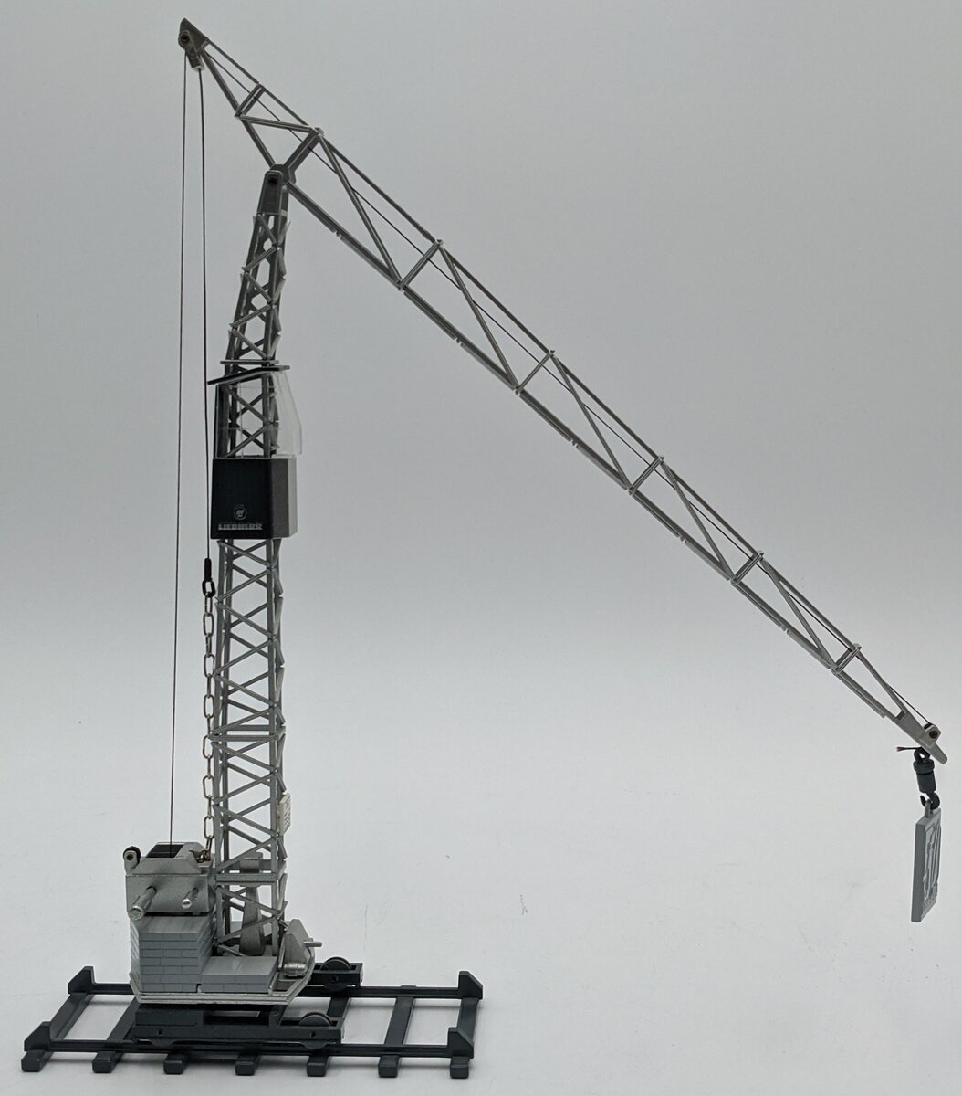 Conrad 1041 1:50 Silver Liehberr TK8 Rail Service Tower Crane NIB