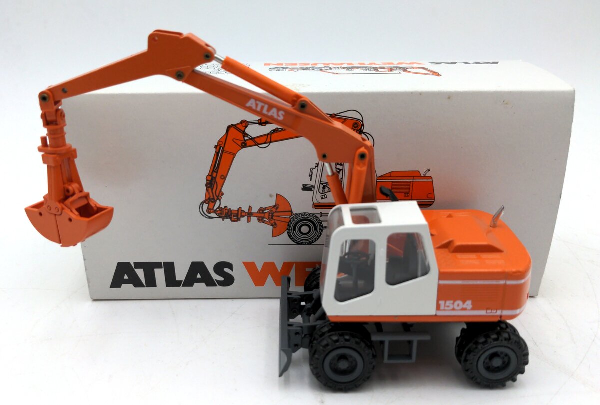 Conrad 2905 1:50 Scale Diecast Atlas 1504 Wheeled Excavator w/Grapple NIB