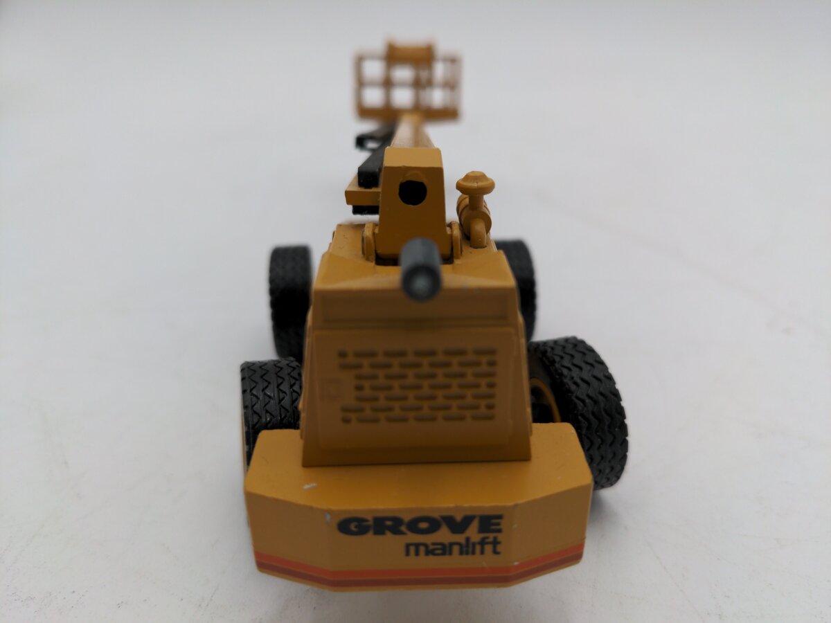 NZG 256 1:50 Scale Diecast Grove MZ 76 Manlift EX/Box