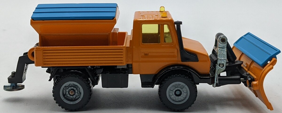 Siku 2827 1:55 Diecast Mercedes Winter Services Truck NIB