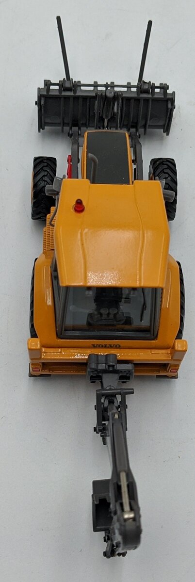 Motorart 13033 1:50 Volvo BL71 Backhoe Loader NIB