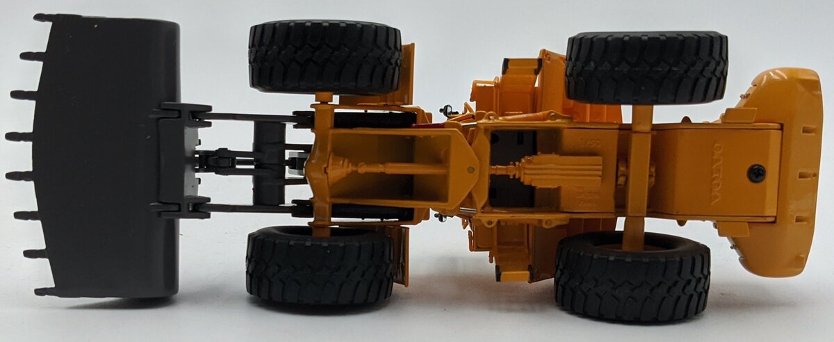 Motorart 1:50 Diecast Volvo L220E Wheel Loader NIB