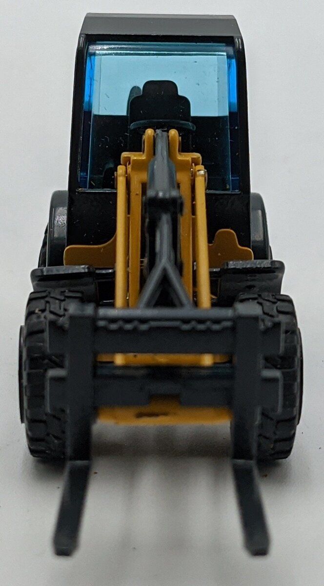 NZG 484 1:50 Kramer Wheel Loader W/Forks NIB