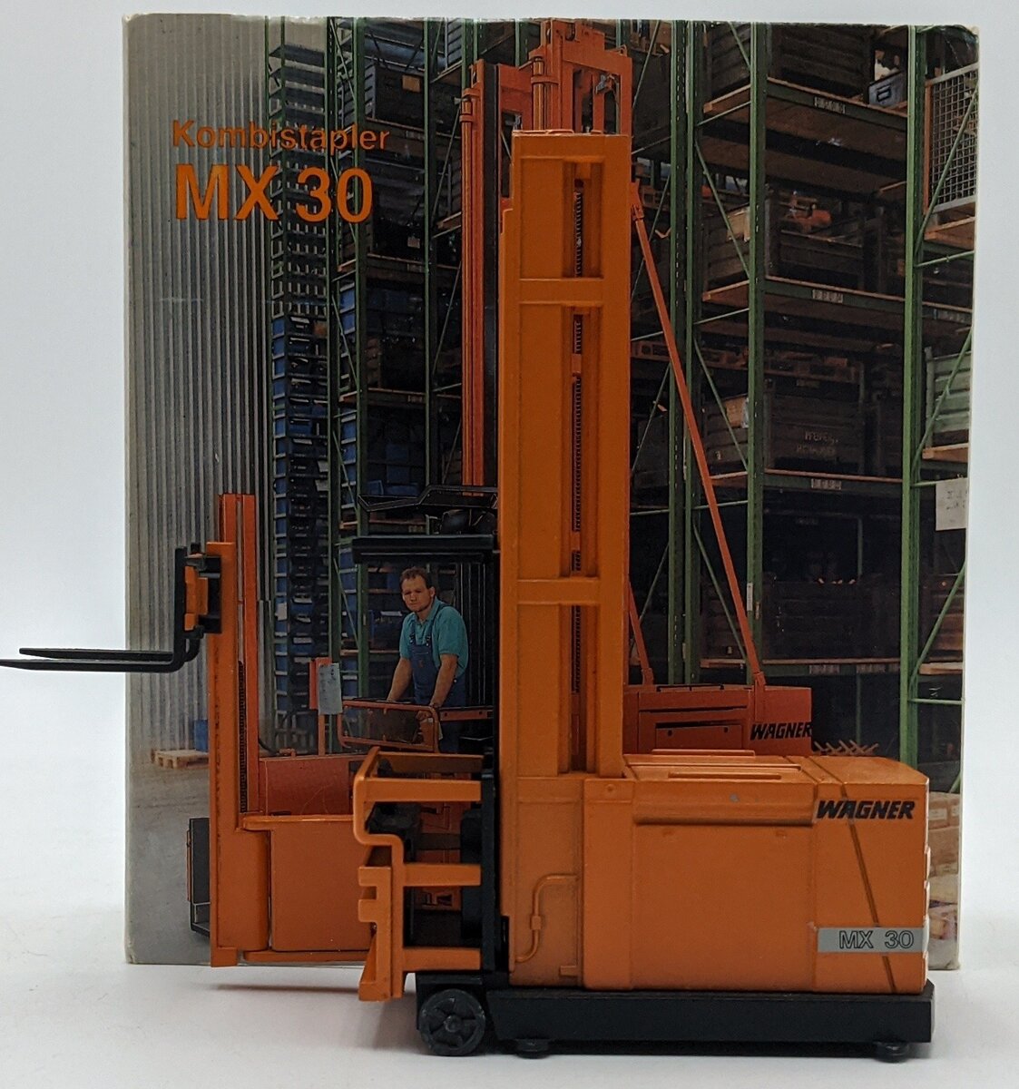 NZG 328 1:35  Wagner MX30 High Rise Forklift NIB