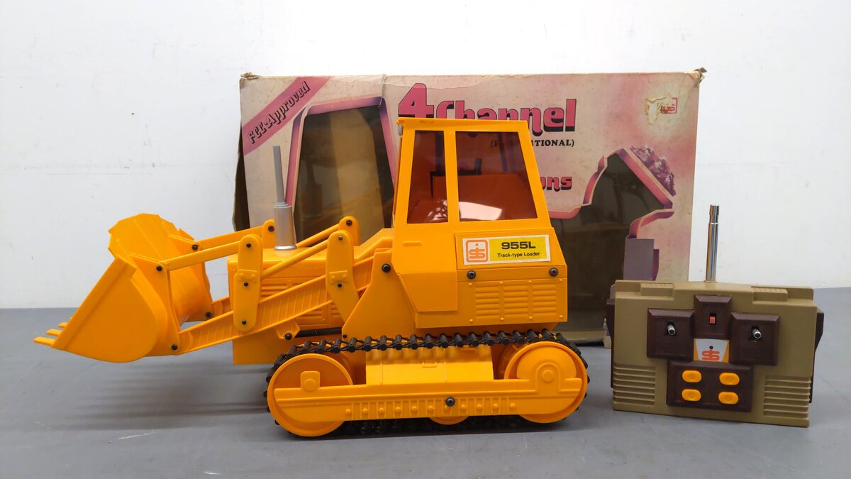 Shinsei IS-955L Deluxe Radio Control Loader VG/Box