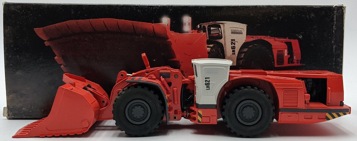 Conrad 2441-02 1:50 Sandvik LH621 Underground Loader NIB