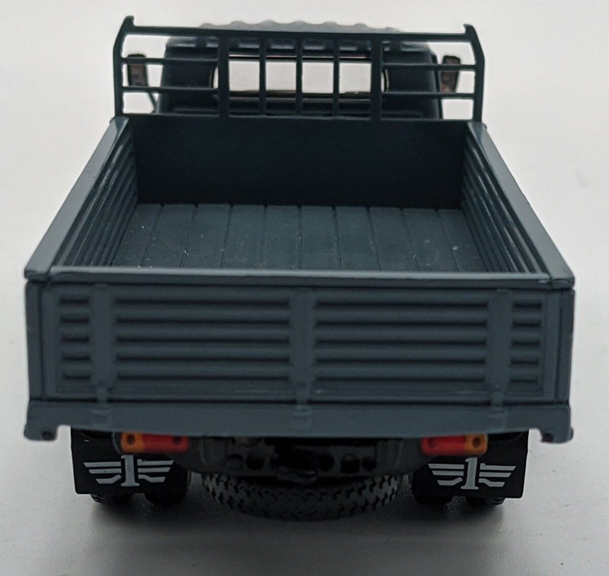 CMC VINLR1552 1:43  First Automobile Works 1987 Military Truck Grey NIB
