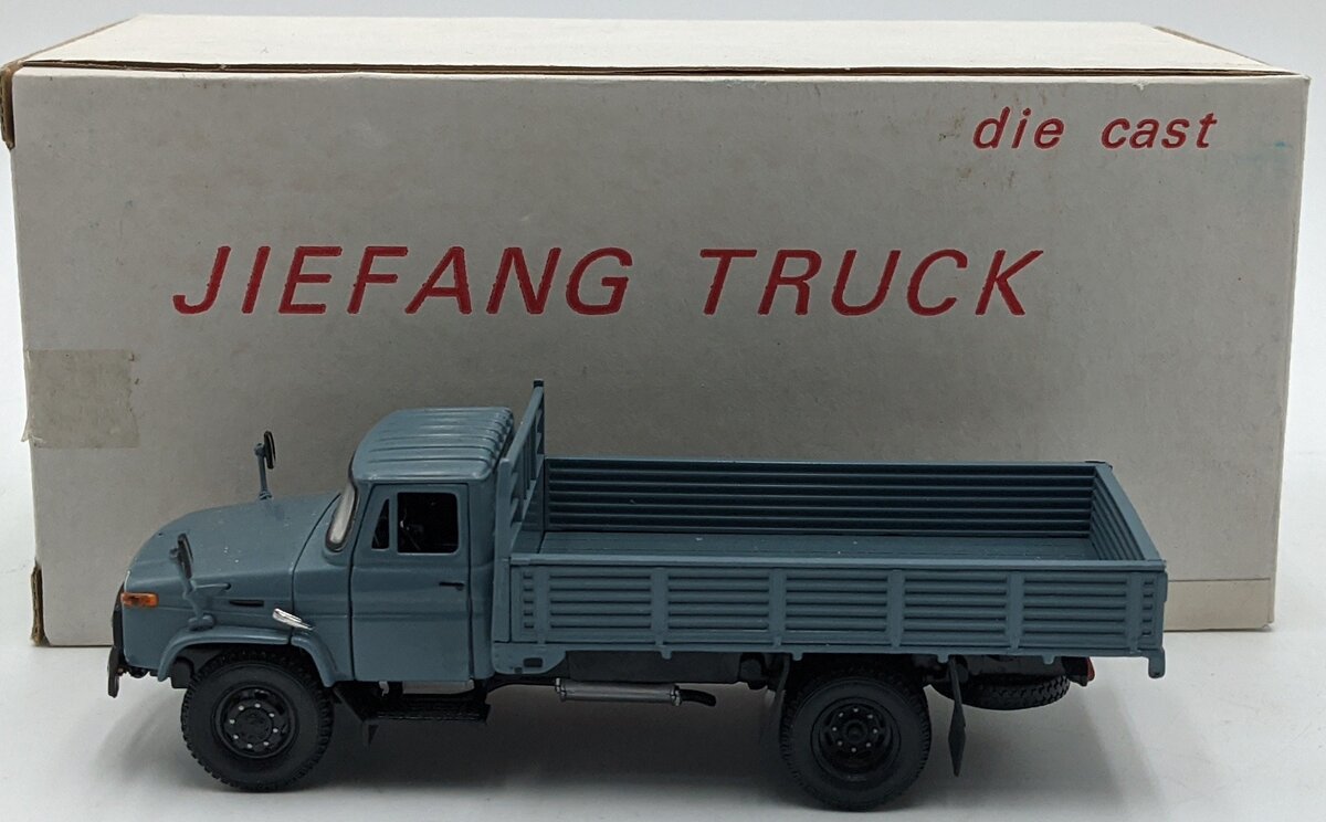CMC VINLR1552 1:43  First Automobile Works 1987 Military Truck Grey NIB
