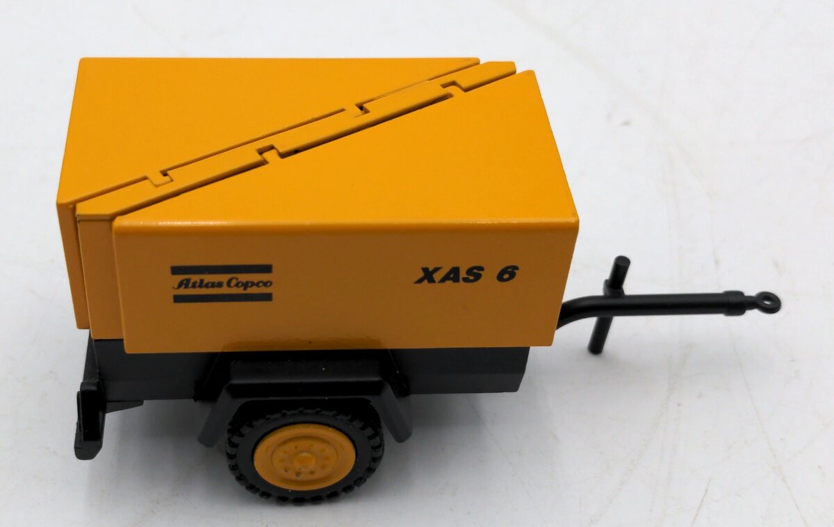 NZG 418 1:25 Scale Scale Diecast Atlas Copco XAS 6 Portable Compressor NIB
