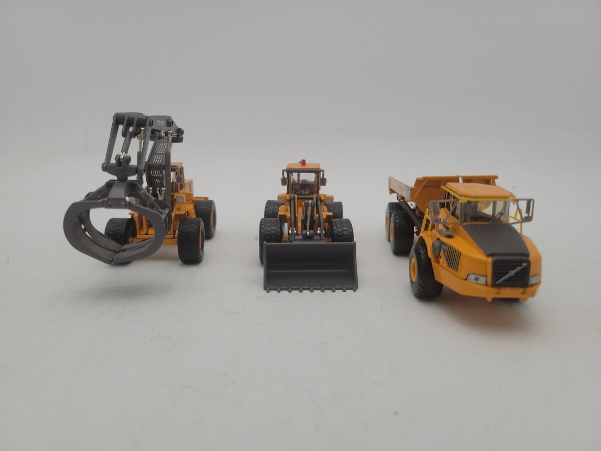 Motorart 13144 1:87 Scale Volvo A40D/L150 & BL71 3-Pack Construction Equipment EX/Box