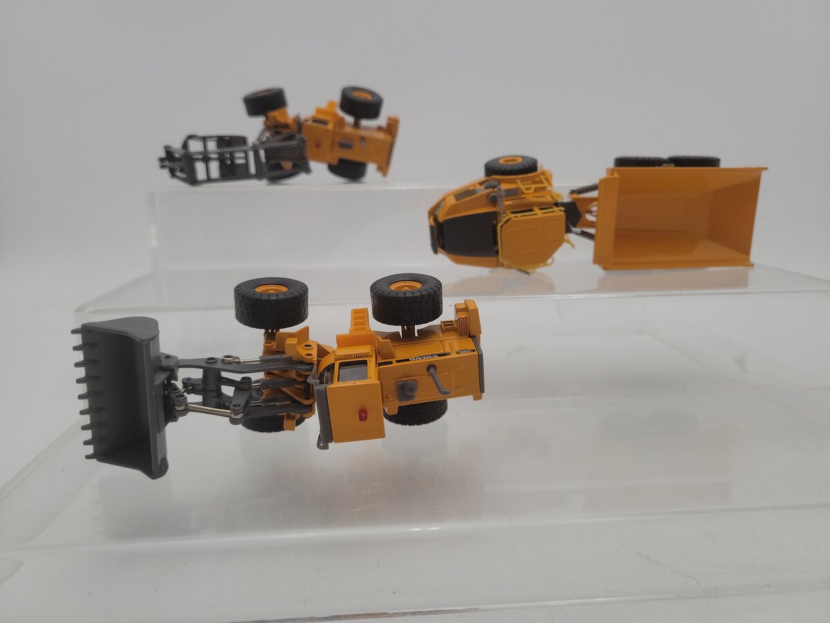 Motorart 13144 1:87 Scale Volvo A40D/L150 & BL71 3-Pack Construction Equipment EX/Box
