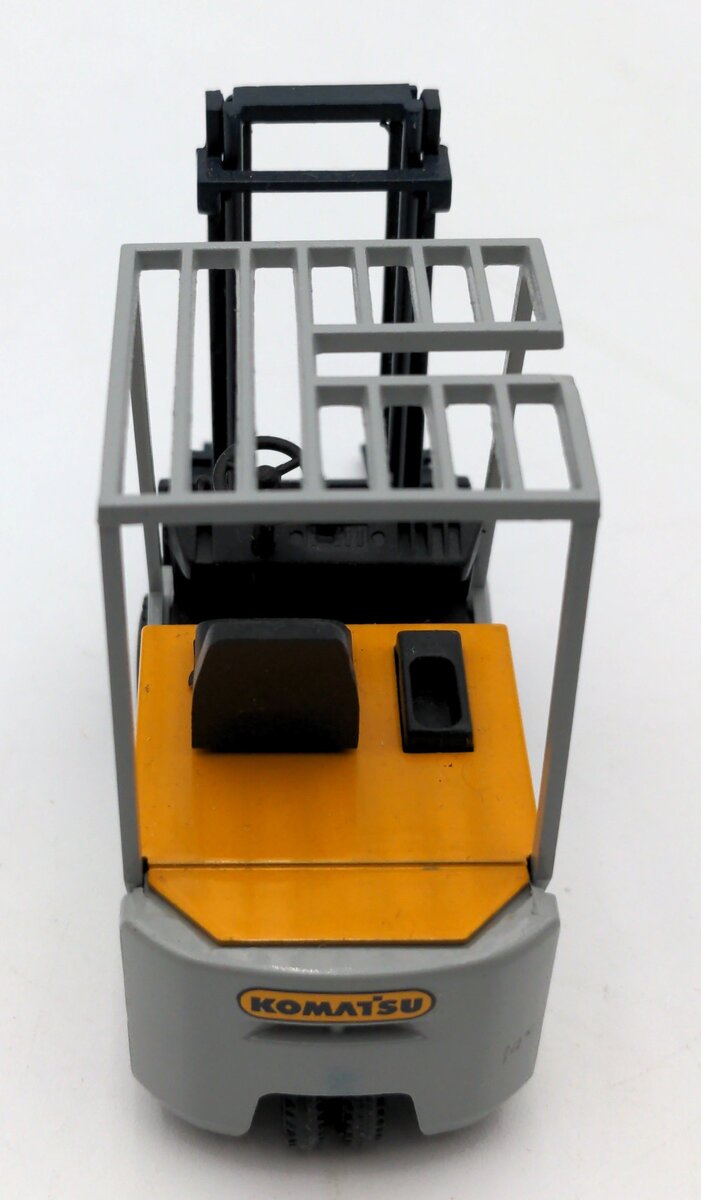 NZG 415 1:25 Scale Scale Diecast Komatsu AM-E Series Forklift NIB