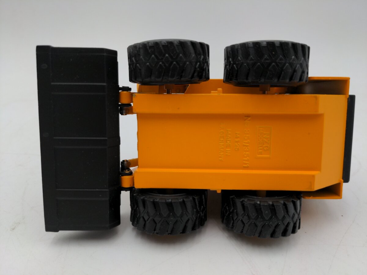 NZG 351 1:25 Scale Diecast Mustang 940 Skid Steer Loader EX/Box