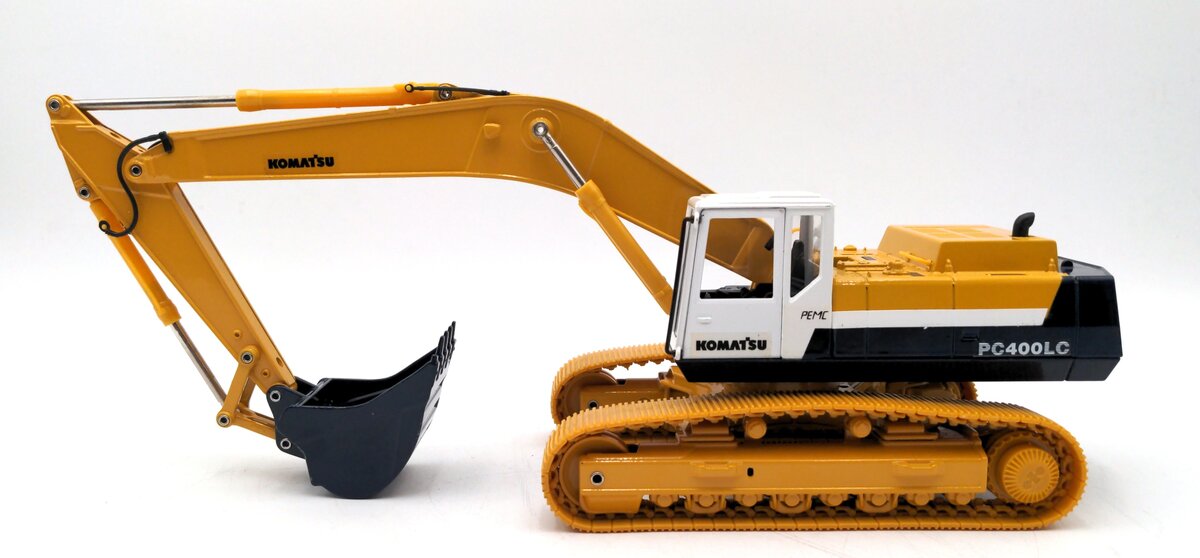 Joal 183 1:32 Komatsu PC400LC Excavator LN