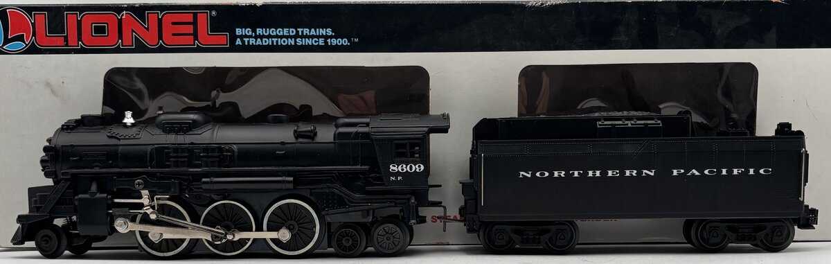 Lionel 6-18609 O Gauge Northern Pacific 2-6-4 Steam Locomotive and Tender #8609 EX/Box