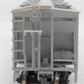 Walthers 932-27964 HO Scale Northern Pacific PS-2 Covered Hopper #75398 EX