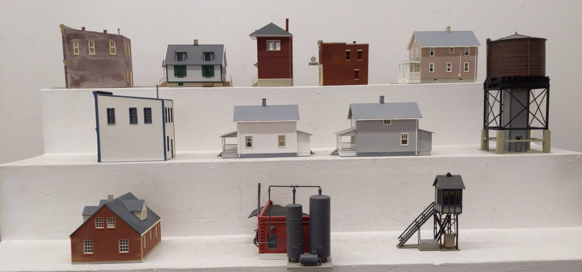 Kibri & Other Assorted HO Scale Buildings [12] EX
