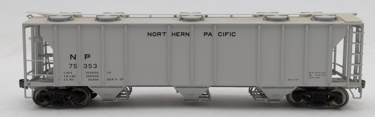 Walthers 932-27964 HO Scale Northern Pacific PS-2 Covered Hopper #75353 EX