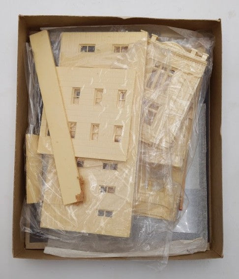 Magnuson Models M530 The Municipal Building Kit EX/Box