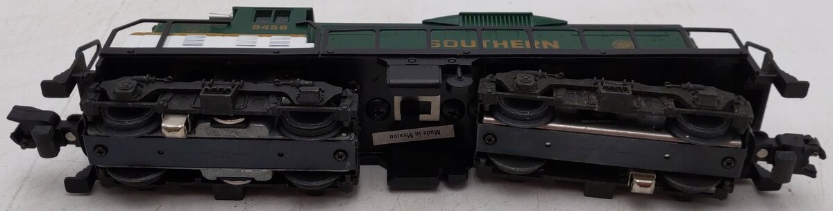 American Flyer 4-8458 S Gauge Southern GP-9 Diesel Locomotive EX/Box
