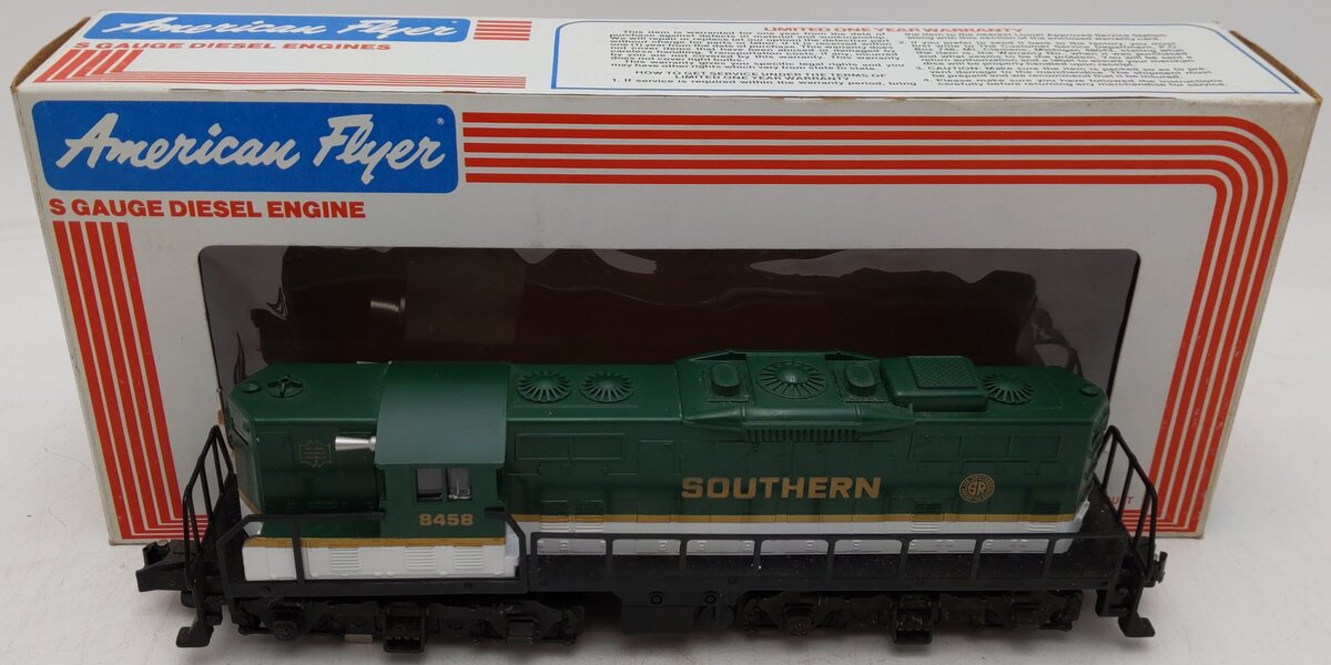 American Flyer 4-8458 S Gauge Southern GP-9 Diesel Locomotive EX/Box