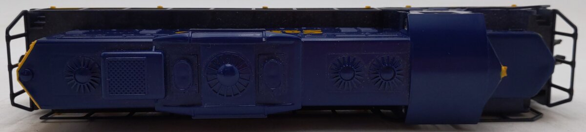 American Flyer 6-48003 S Gauge Santa Fe GP-9 Non-Powered Diesel Locomotive EX/Box