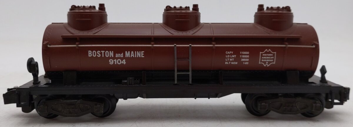 American Flyer 4-9104 S Gauge Boston & Maine Three-Dome Tank Car EX/Box