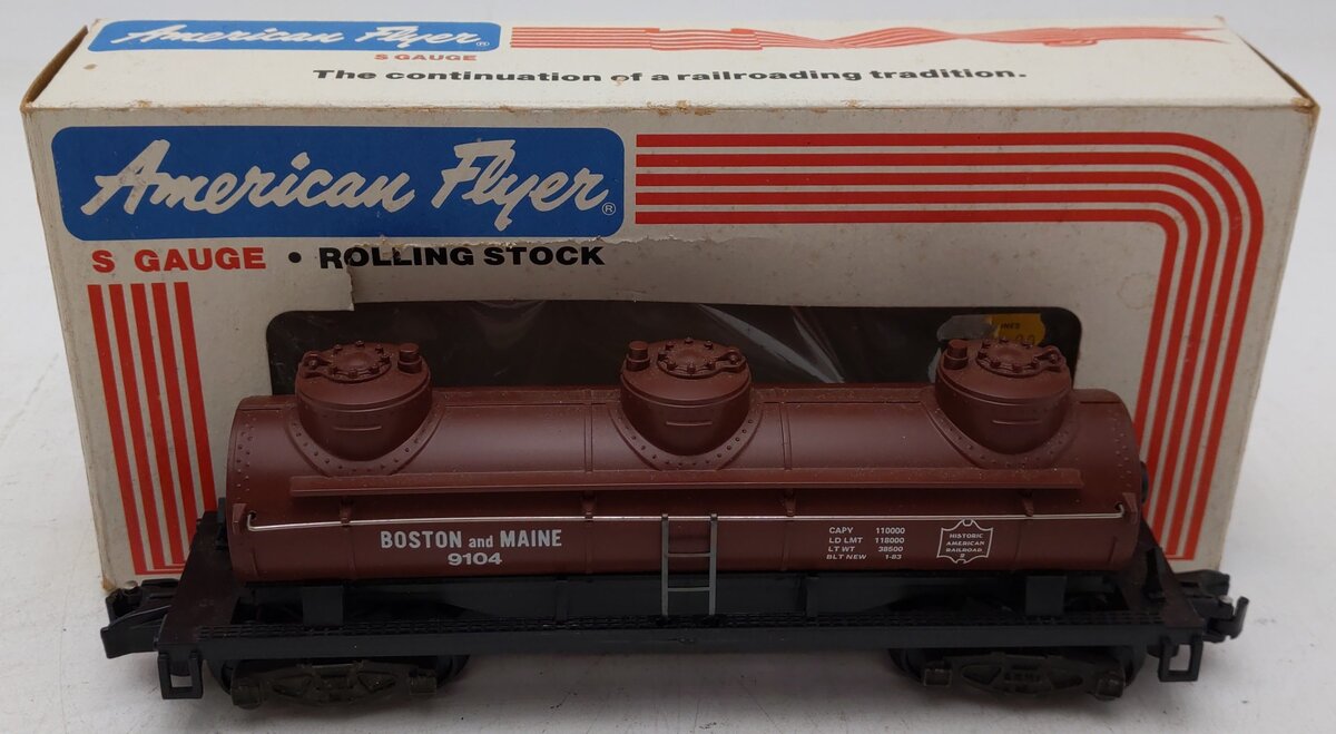 American Flyer 4-9104 S Gauge Boston & Maine Three-Dome Tank Car EX/Box