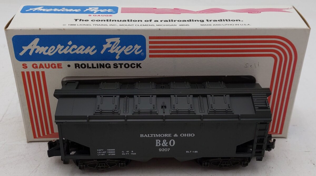 American Flyer 4-9207 S Gauge Baltimore & Ohio Covered Hopper #9207 EX/Box