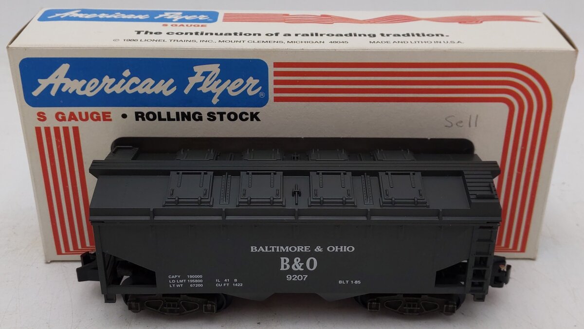 American Flyer 4-9207 S Gauge Baltimore & Ohio Covered Hopper #9207 EX/Box
