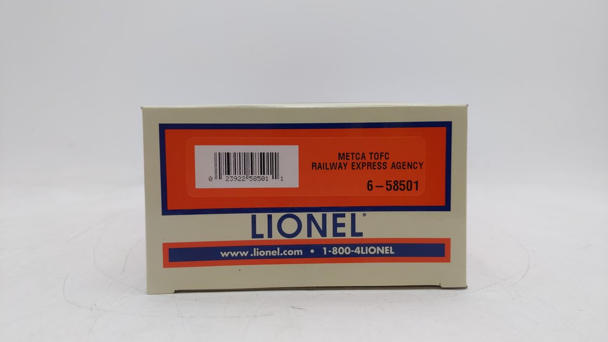 Lionel 6-58501 O Gauge Lionel Flatcar W/ Railway Express Trailer LN/Box