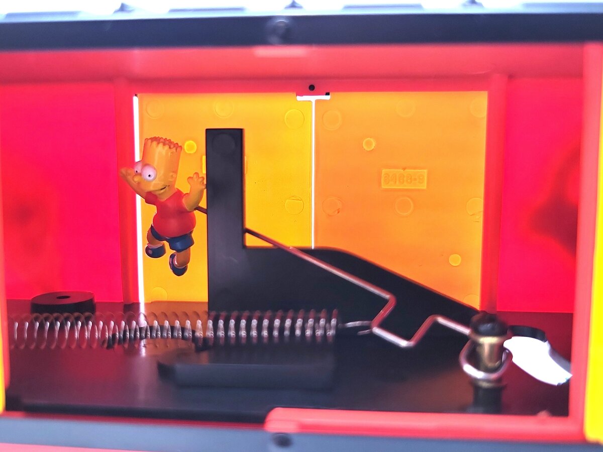 Lionel 6-26801 Bart Simpson Operating Jumping Boxcar LN/Box