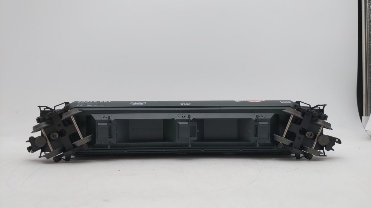 Lionel 6-52216-567 O Chicago & North Western Cylindrical Green Hopper LN/Box