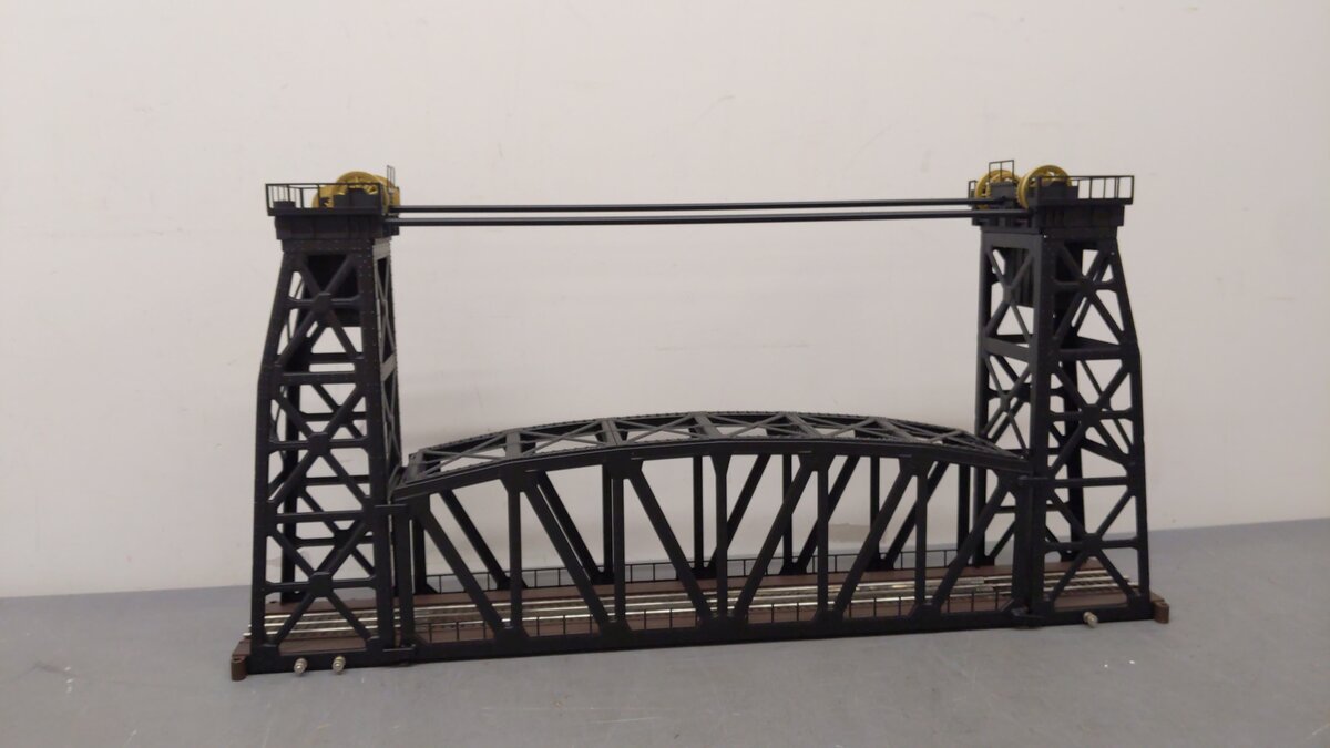 Lionel 6-14167 O Gauge Operating Lift Bridge #213 EX/Box