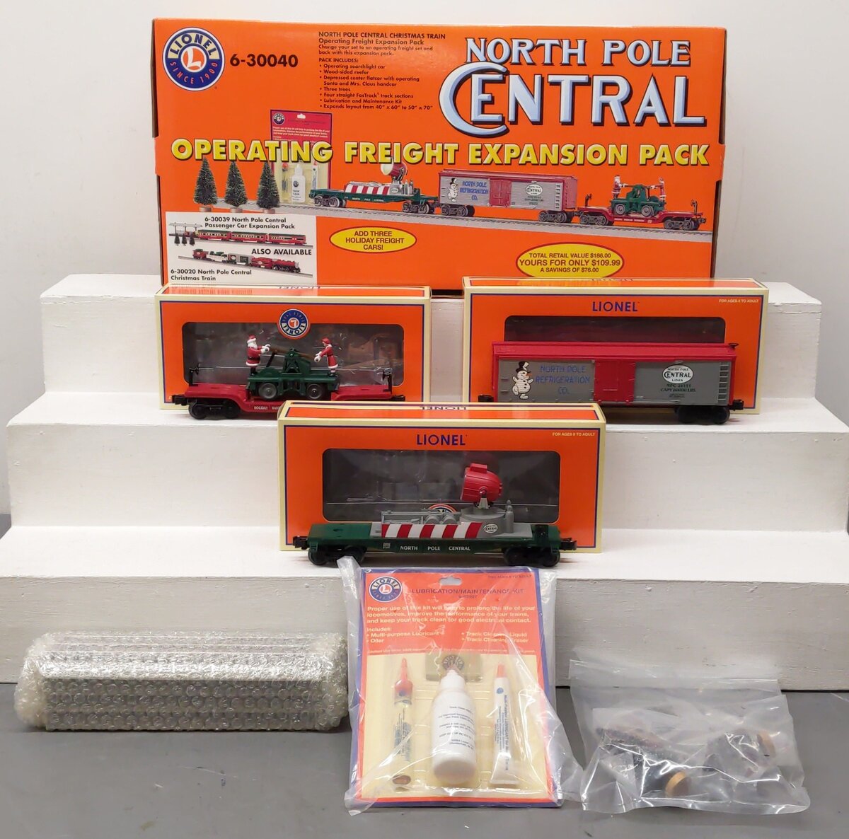 Lionel 6-30040 North Pole Freight Expansion Pack Set LN/Box
