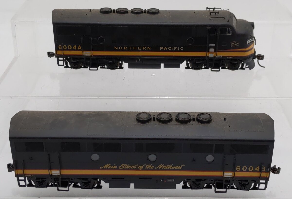 Proto 1000 920-35006 Northern Pacific F3 A/B Diesel Locomotive Set EX