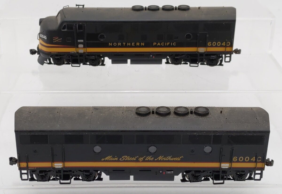 Proto 1000 920-35007 Northern Pacific F3 A/B Diesel Locomotive Set EX