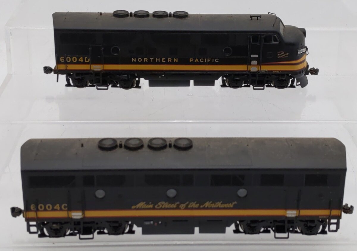 Proto 1000 920-35007 Northern Pacific F3 A/B Diesel Locomotive Set EX