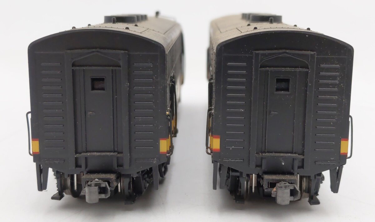 Proto 1000 920-35007 Northern Pacific F3 A/B Diesel Locomotive Set EX