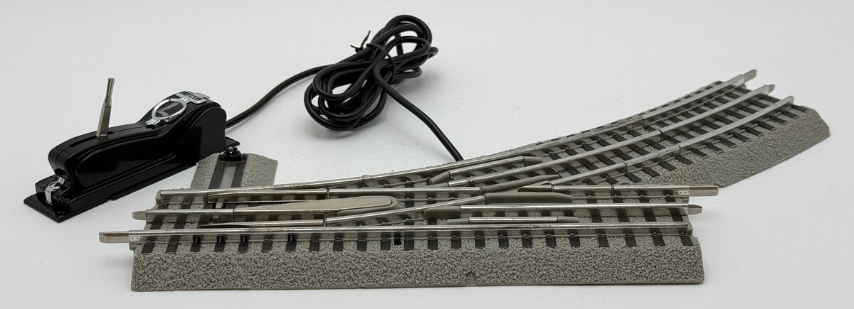 Lionel 6-81947 O-36 Remote Left Hand FasTrack Remote/Command Switch Turnout EX/Box