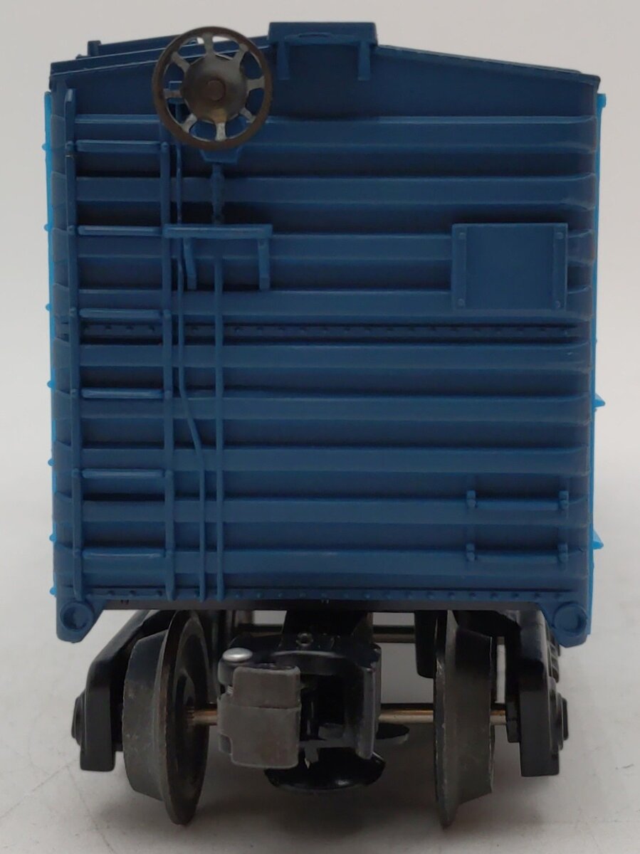 Lionel 6-26230 O Gauge AEC Blue Radioactive Glow in the Dark Boxcar EX/Box