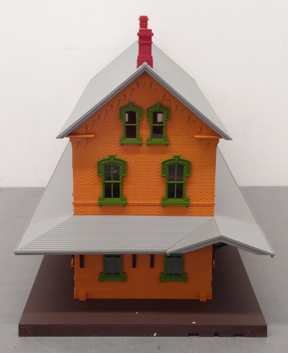 MTH 30-9005 O Gauge Passenger Station with 2 Platforms LN/Box